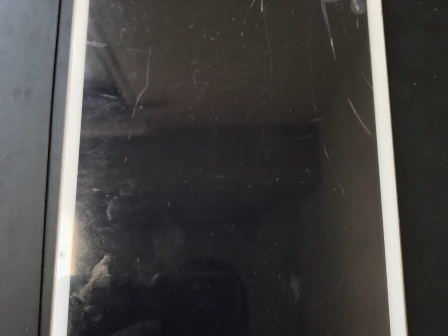 iPad mini4画面交換修理2018-03-23