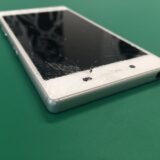 XperiaはiPhoneと修理の料金体系が少し違う？