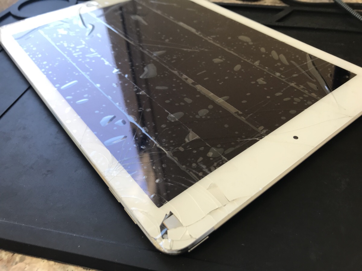 ホワイト iPad 本体 画面に傷あり ホワイト iPad 本体 画面に傷あり ホワイト iPad 本体 傷あり 画面割れ