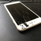 ぽっかり穴の開いたiPhone6Plusでした(；ﾟДﾟ)