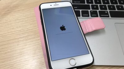 iPhoneを起動してもリンゴマークから進まない・・・