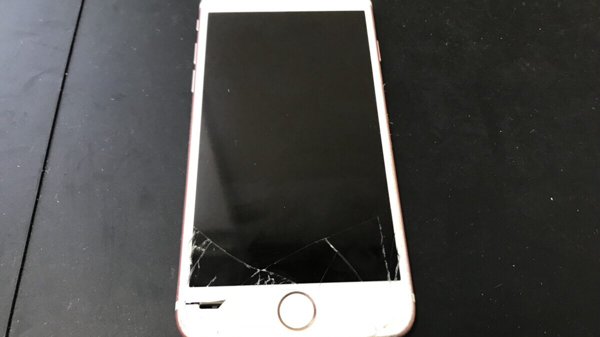クイックリペアプラス鹿児島店はiPhoneの画面割れ修理がお得！