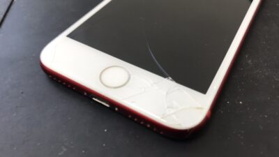 iPhoneの画面が割れた時、一番安く済ませる方法を大公開！