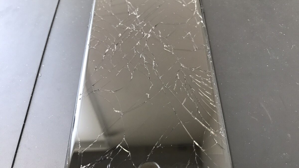 【予約不要】iPhone7の画面割れ修理が最短15分！