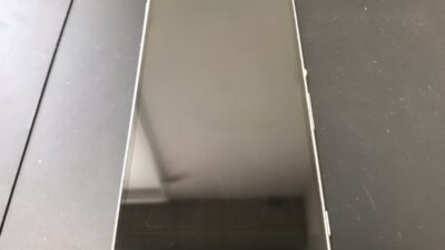 【XPERIA Z4】画面は割れていないのにタッチ誤作動が起きて使えない