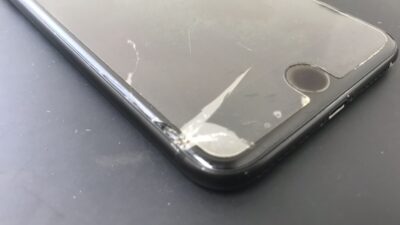 iPhoneの画面割れ修理するなら今がお得！！