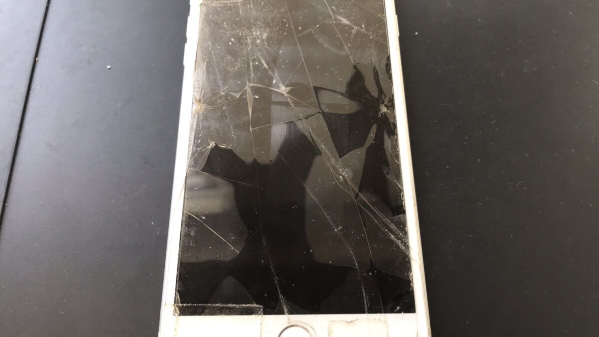 【iPhone7Plus】大きい画面でも最短15分で即日修理が可能！