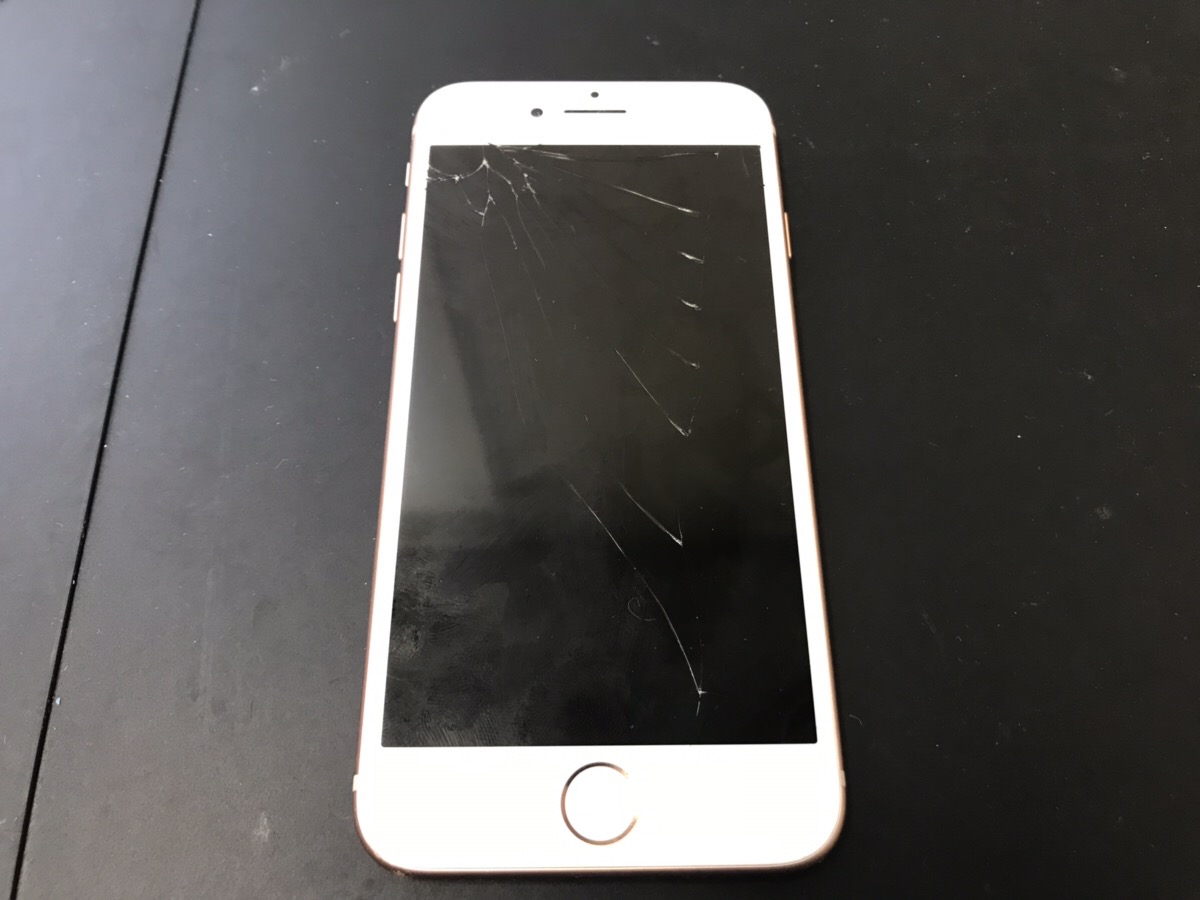 鹿児島で一番安くiPhone8の画面割れを修理するには？？