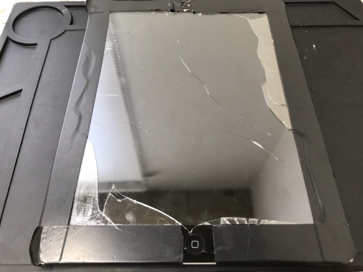 修理前のiPad4