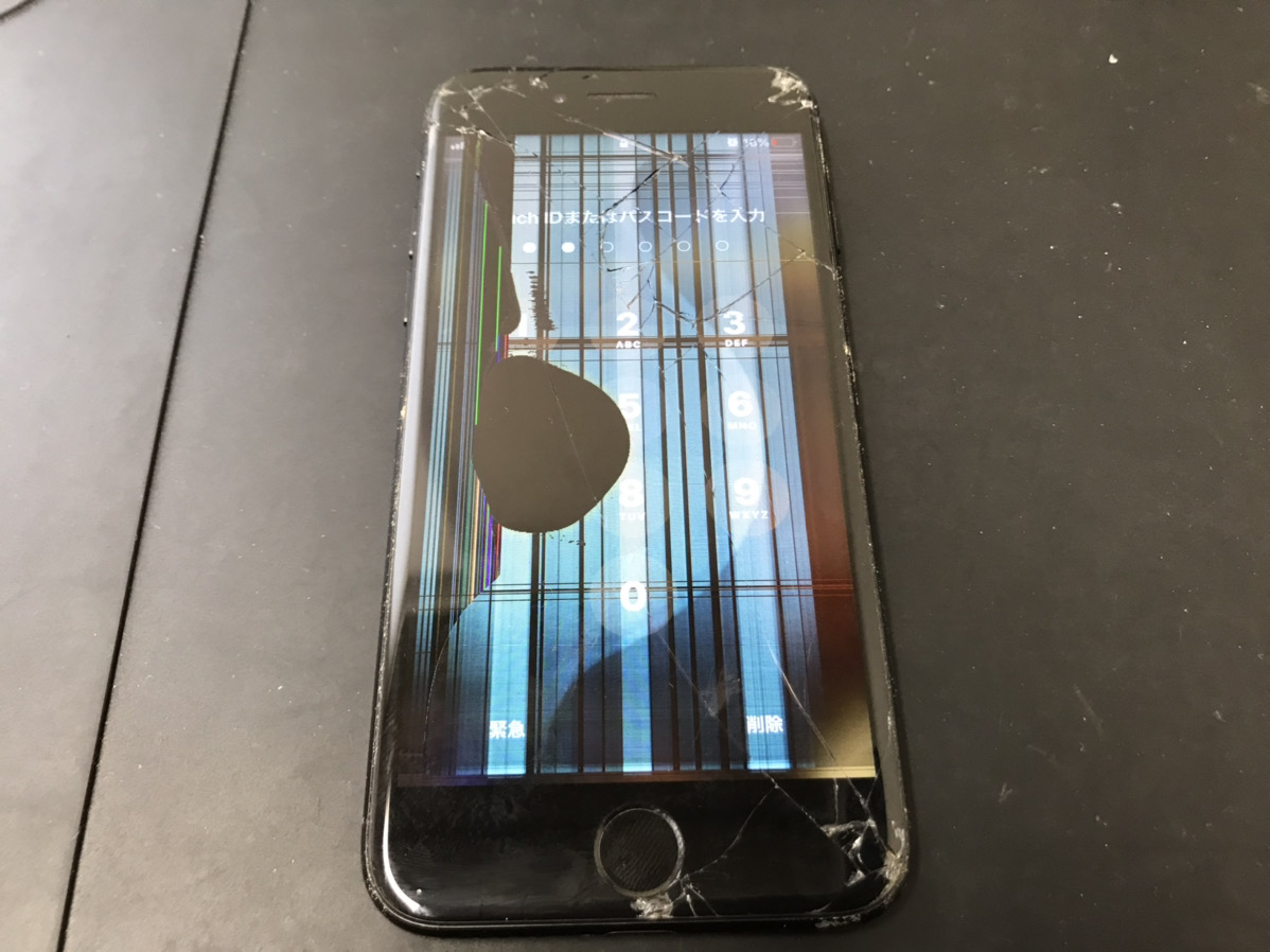 【iPhone】画面割れだけでなく液晶まで壊れるとどうなる？