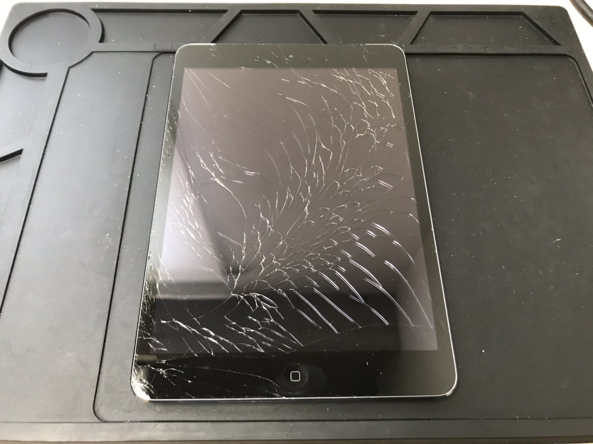 【iPad mini2】画面割れ修理にかかる時間は？