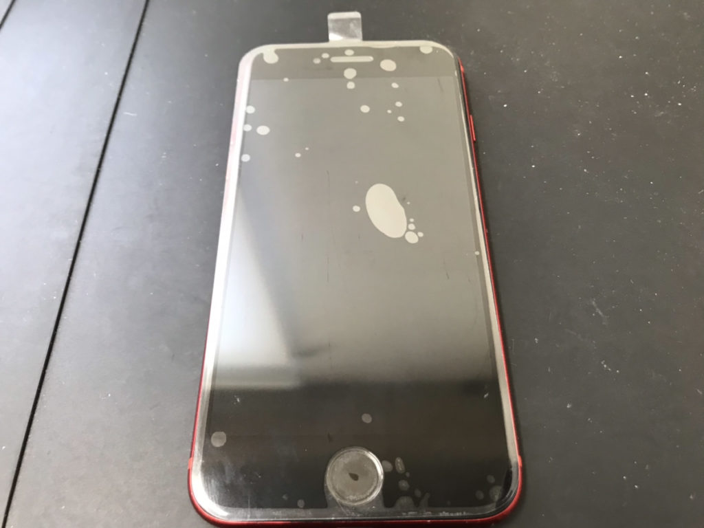 画面修理後のiPhone8