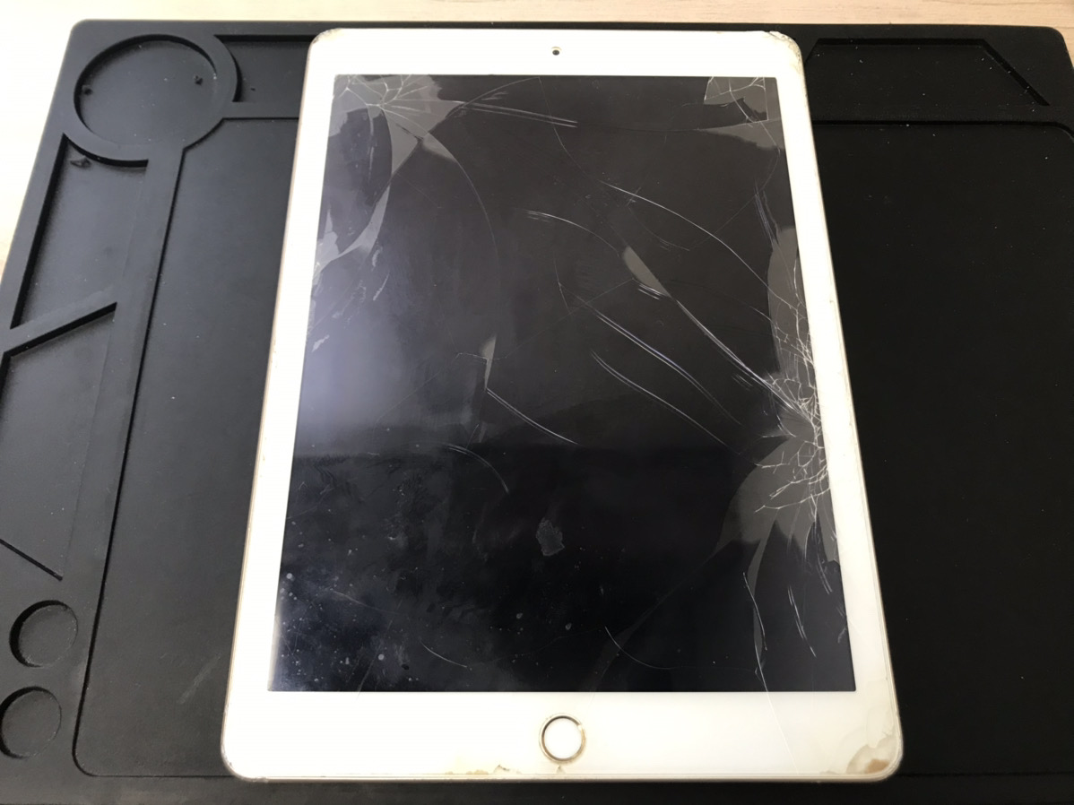 【iPad Pro10.5インチ】鹿児島市内より画面割れ修理の依頼がありました