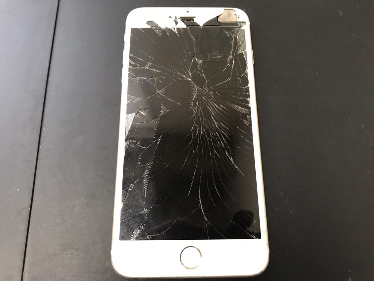 ガラスが剥げてしまったiPhone6Plusの画面修理