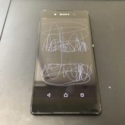 修理前のXPERIA Z4