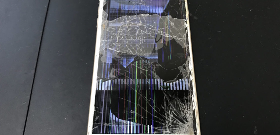 液晶が壊れたiPhone6Plus