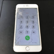 修理前のiPhone6Plus