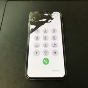 画面修理前のiPhoneXS