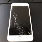 画面修理前のiPhone6Plus