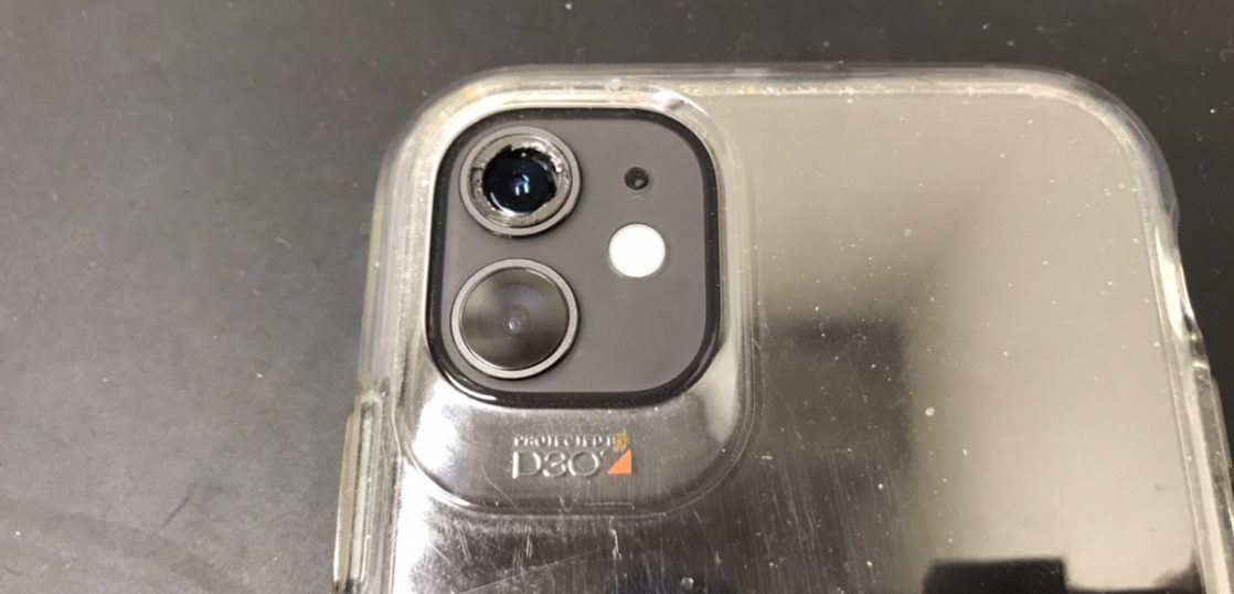 カメラレンズ修理前のiPhone11