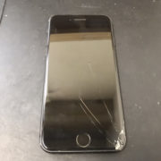 起動しなくなったiPhone8
