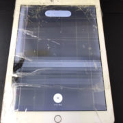 修理前のiPad第6世代