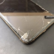 画面修理前のiPhoneXSMax