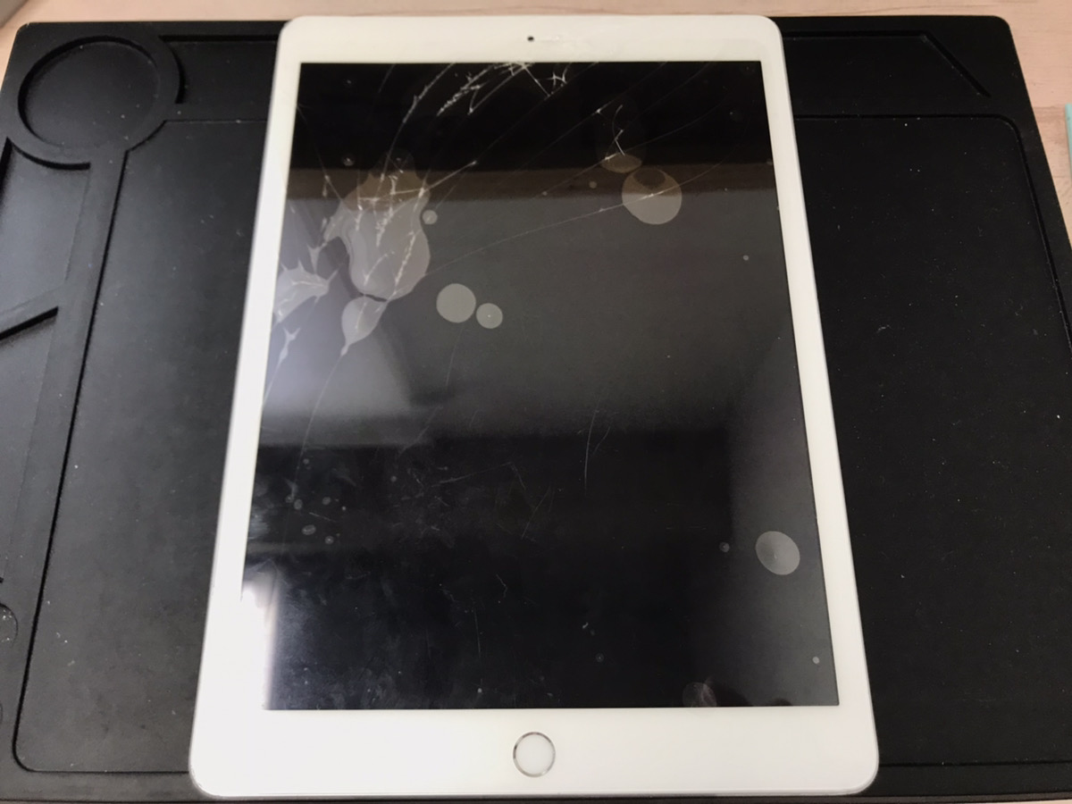 iPad第7世代の画面割れを即日で修理するには？