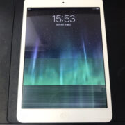 液晶が壊れているiPad mini2