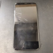 ガラスが割れているiPhoneXSMax
