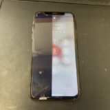 液晶が壊れているiPhoneXS