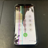 重度の液晶破損で危険な状態のiPhone11を修理します！