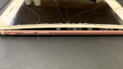 【バッテリーの膨張】画面が浮いてきたiPhone6sの修理依頼