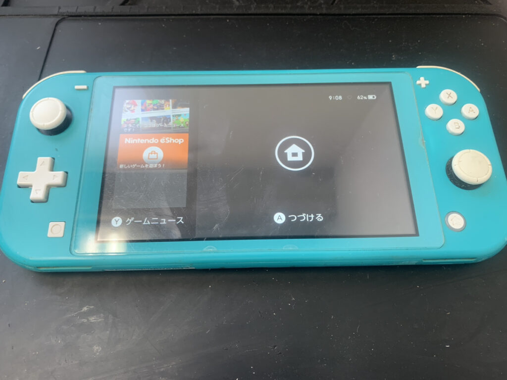 液晶を交換したNintendo Switch Lite