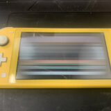 液晶が壊れているNintendo Switch Lite