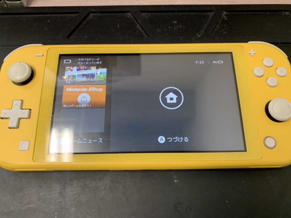 液晶交換後のNintendo Switch Lite