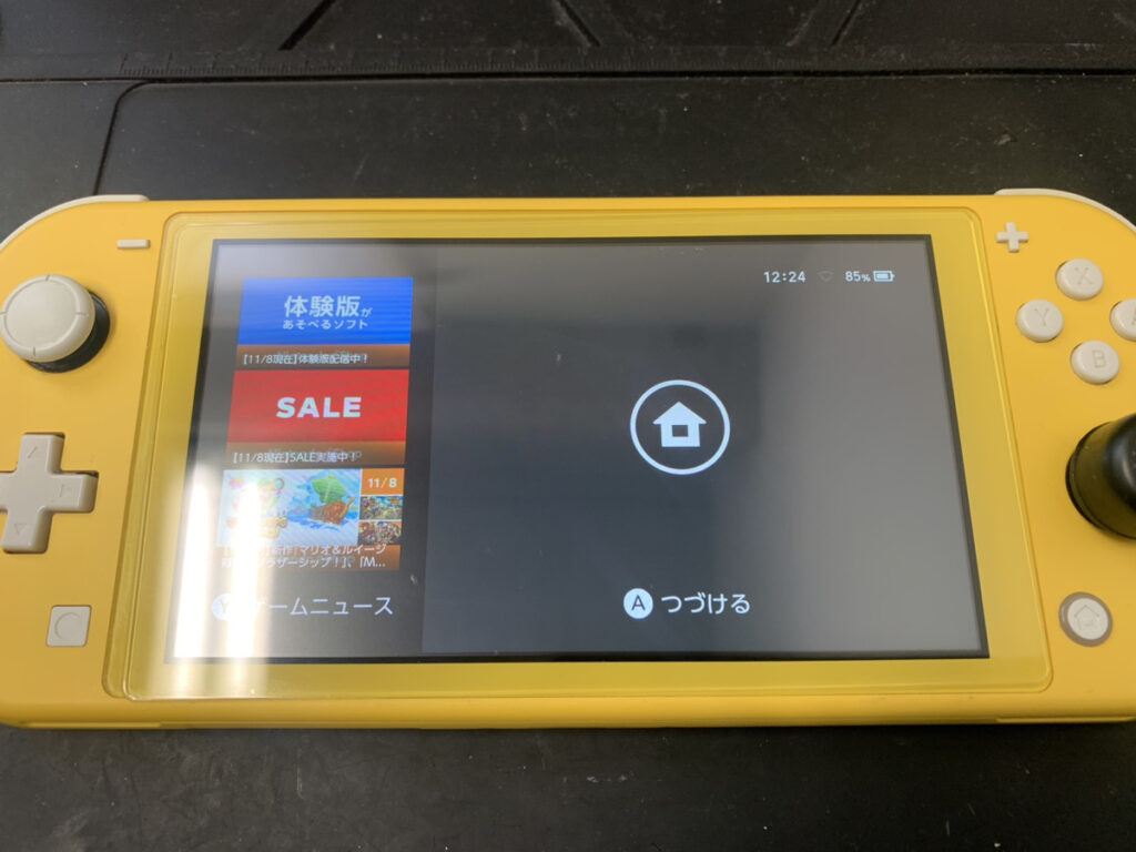 液晶交換後のNintendo Switch Lite