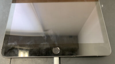 充電ができなくなったiPad第9世代も約2時間の即日修理