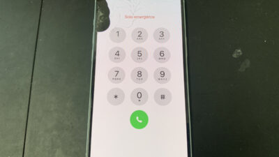 【iPhone15】画面割れによって液漏れが起きてしまった！？