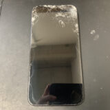 画面が割れているiPhone15ProMax