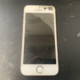 画面が割れている初代iPhoneSE