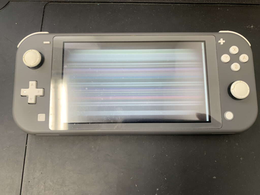 液晶が壊れているスイッチライト