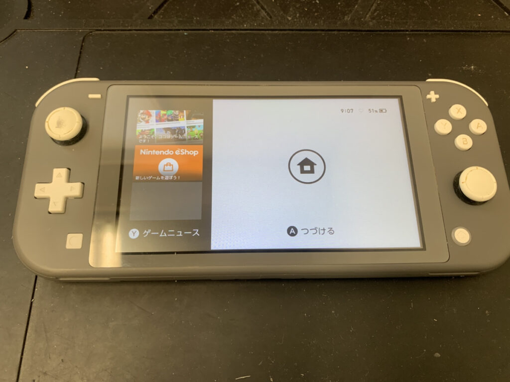 液晶修理後のスイッチライト