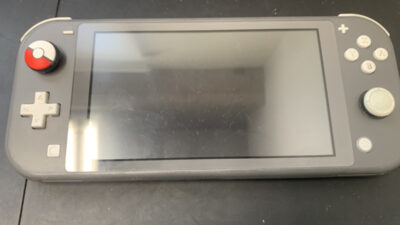 充電できずに起動しなくなったスイッチライトも約2時間で修理可能!