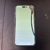 画面が壊れているiPhone16