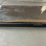 画面が浮いているiPhone13