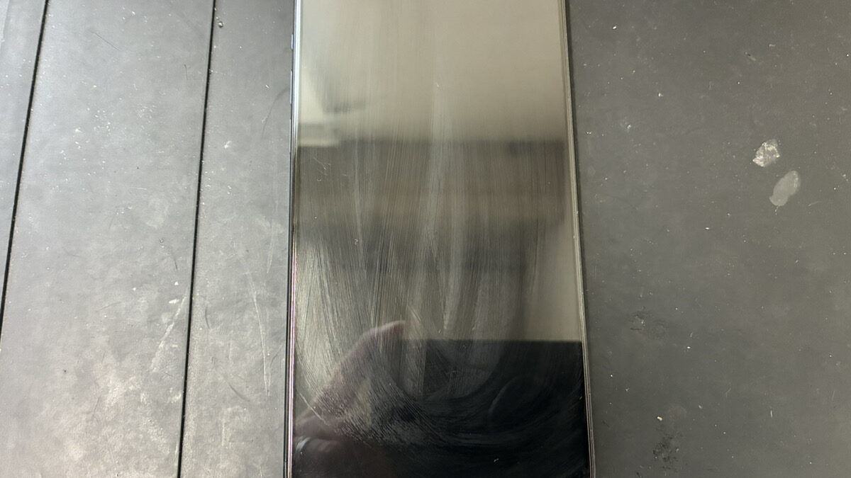 水没によって起動しなくなったiPhone15ProMaxの復旧修理依頼