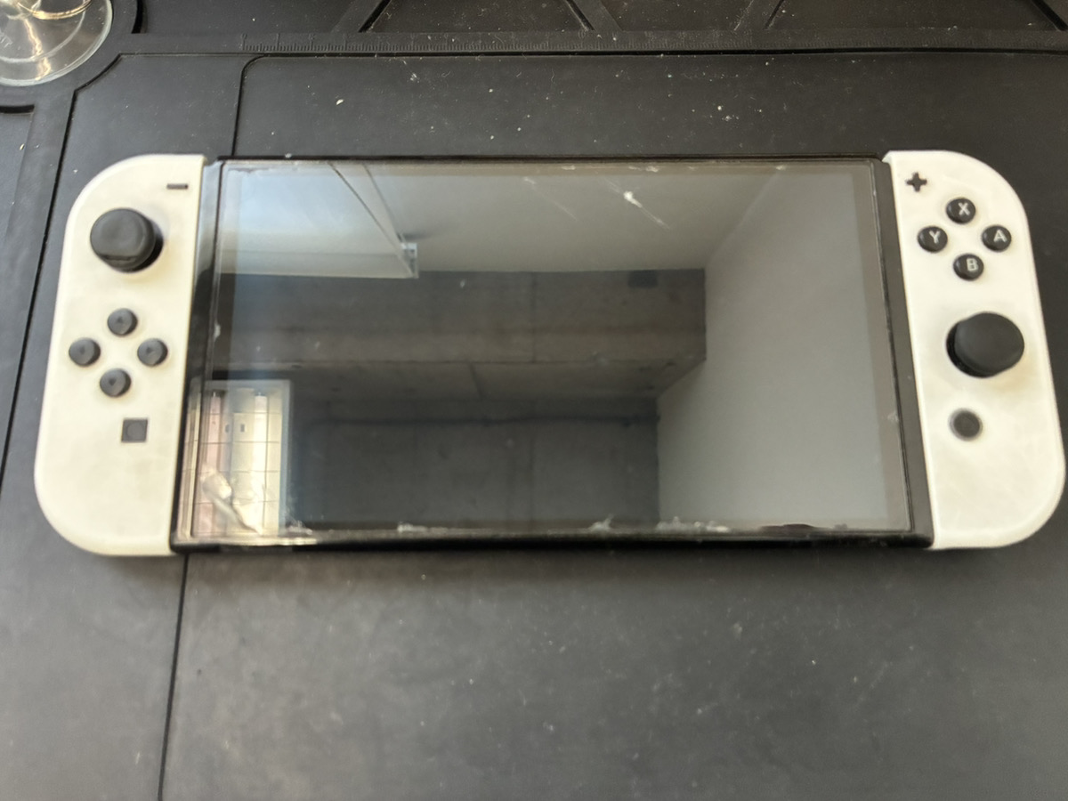 起動しなくなったNintendo Switch有機ELモデル