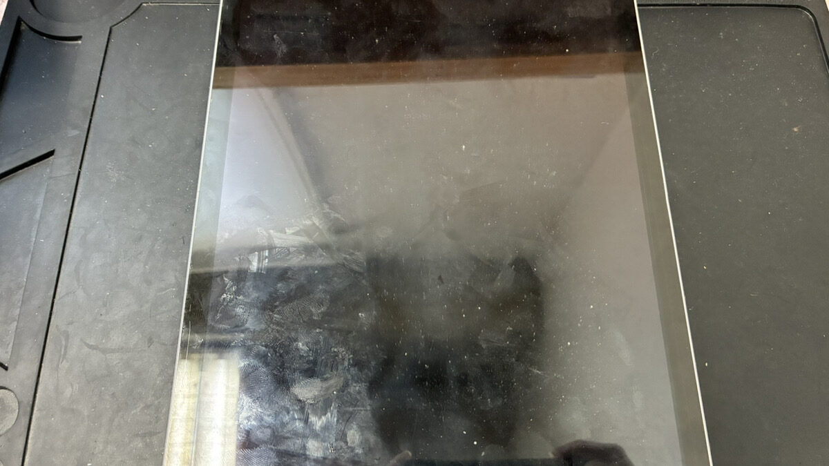 【iPad第9世代】充電口とホームボタンの二箇所同時修理もお任せを！