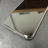 画面が割れているiPhone11Pro